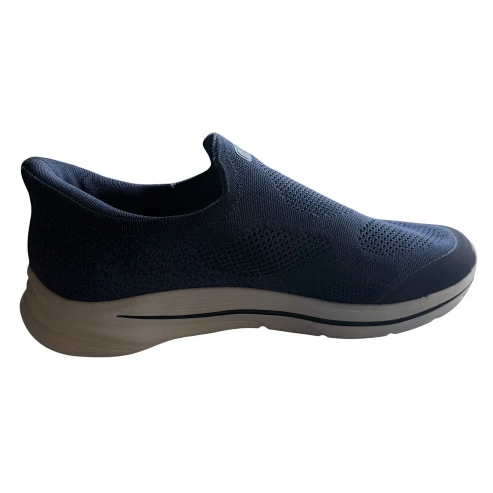 Skechers these men
